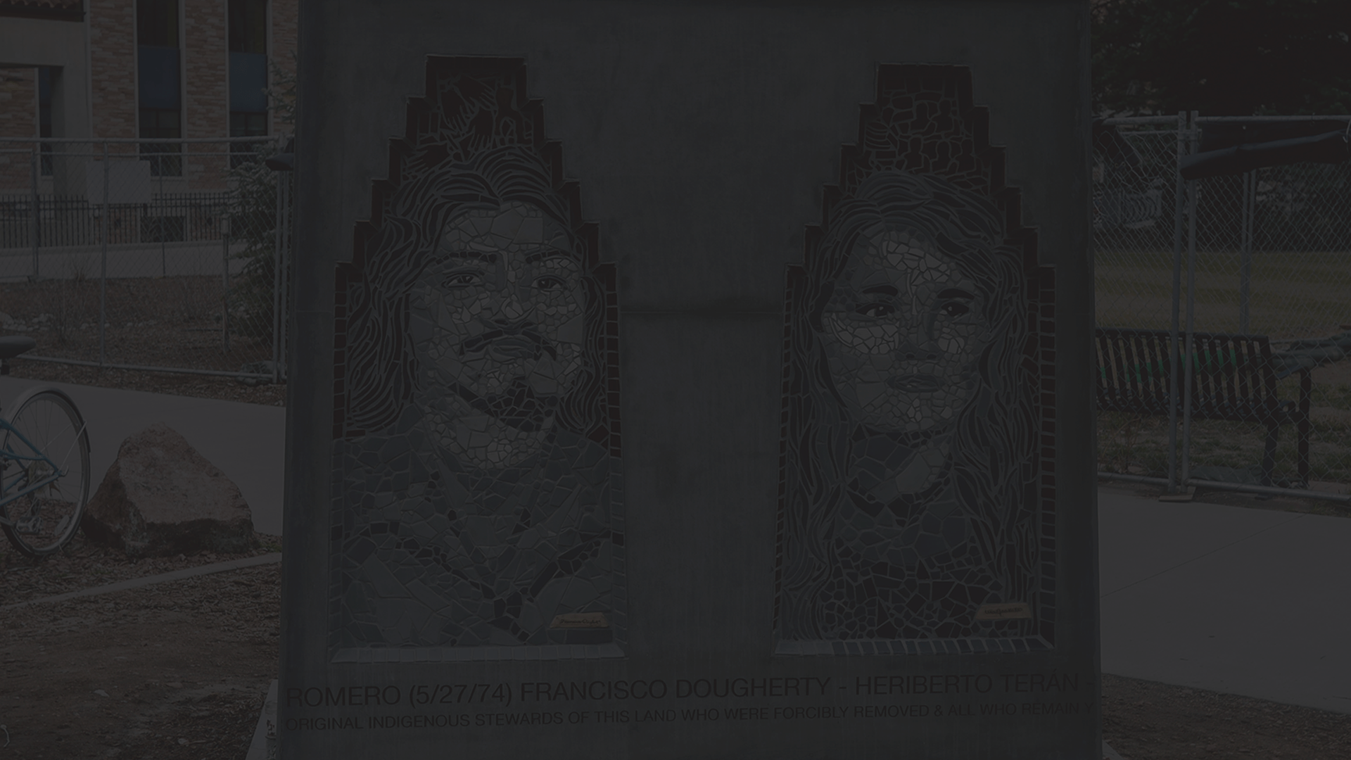 DARK Francisco and Una BGpng